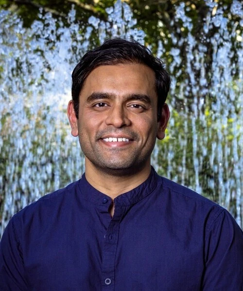 Siddhartha Roy Headshot